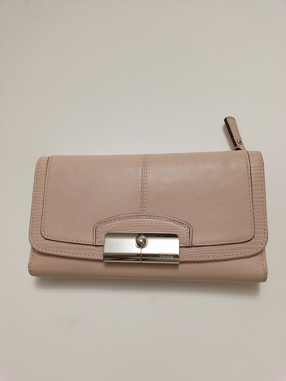 Coach Pale Pink Multi- Card Holder Leather Wallet with Silver-Tone Hardware